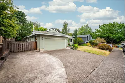 12684 SE Majestic Ln, Happy Valley, OR 97086 - Photo 4