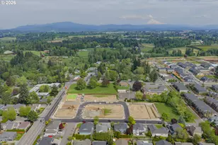 5887 SE Powell Valley, Gresham, OR 97080 - Photo 4