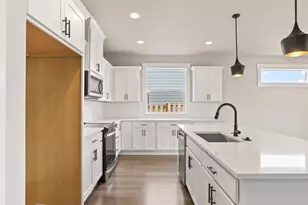 2027 E Otter Loop, La Center, WA 98629 - Photo 14