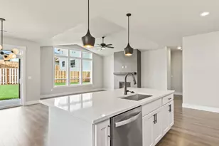 2027 E Otter Loop, La Center, WA 98629 - Photo 18