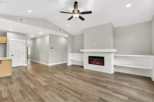 2027 E Otter Loop, La Center, WA 98629 - Photo 4