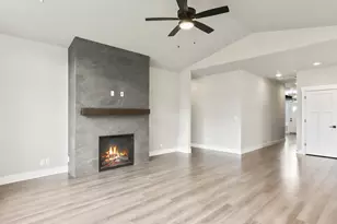 2027 E Otter Loop, La Center, WA 98629 - Photo 24