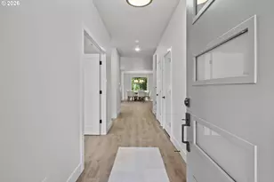 14183 SE Iseli Ln, Clackamas, OR 97015 - Photo 2