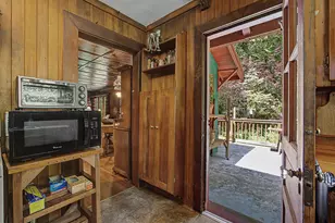 25391 E Cheeney Ln, Welches, OR 97067 - Photo 16
