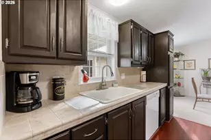 336 12th St Ct, Goldendale, WA 98620 - Photo 6