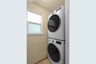 5045 SE 70th Ave, Portland, OR 97206 - Photo 16