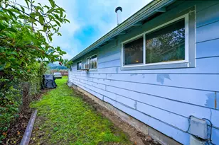 416 Glen Ave, Sutherlin, OR 97479 - Photo 24