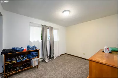 416 Glen Ave, Sutherlin, OR 97479 - Photo 18