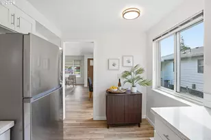 17867 NE Wasco St, Portland, OR 97230 - Photo 18