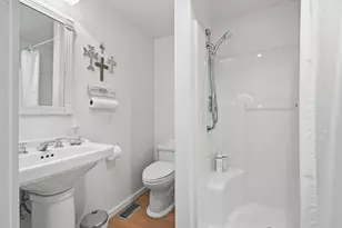 331 10th Ave, Seaside, OR 97138 - Photo 32