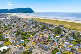 331 10th Ave, Seaside, OR 97138 - Photo 38