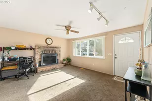 21001 SE Yamhill St, Gresham, OR 97030 - Photo 14