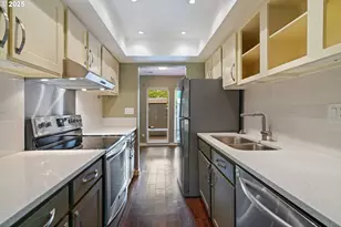 1574 NW Bridgeway Ln, Beaverton, OR 97006 - Photo 4