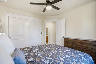 7663 NE Prefontaine St, Hillsboro, OR 97124 - Photo 24