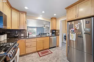 1810 Minda Dr, Eugene, OR 97401 - Photo 6