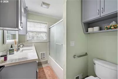 1810 Minda Dr, Eugene, OR 97401 - Photo 22