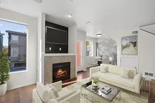 8083 N Leavitt Ave, Portland, OR 97203 - Photo 8