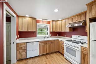 940 W N St, Springfield, OR 97477 - Photo 12