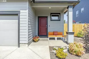 2674 26th Loop, Springfield, OR 97477 - Photo 2