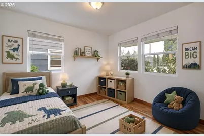 9234 SE Salmon St, Portland, OR 97216 - Photo 10