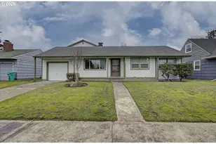 9234 SE Salmon St, Portland, OR 97216 - Photo 1