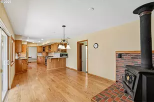17605 SW Pheasant Ln, Beaverton, OR 97003 - Photo 12