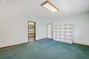 17605 SW Pheasant Ln, Beaverton, OR 97003 - Photo 32