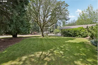 17605 SW Pheasant Ln, Beaverton, OR 97003 - Photo 38