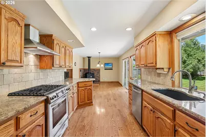 17605 SW Pheasant Ln, Beaverton, OR 97003 - Photo 18