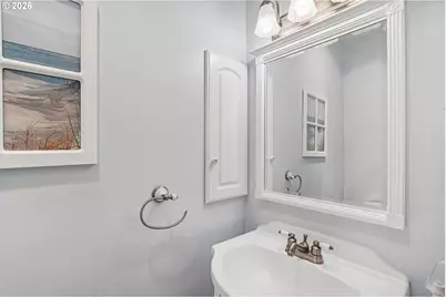 17605 SW Pheasant Ln, Beaverton, OR 97003 - Photo 30