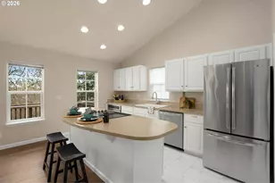 13465 SW Summerwood Dr, Tigard, OR 97223 - Photo 6