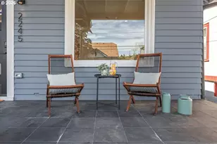 2245 SE 47th Ave, Portland, OR 97215 - Photo 2