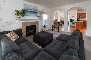 1482 NE Rumgay Ln, Bend, OR 97701 - Photo 8