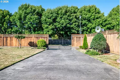 2360 38th Ave, Longview, WA 98632 - Photo 28