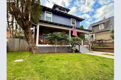 215 NE 30th, Portland, OR 97232 - Photo 2