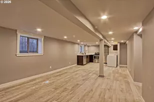 215 NE 30th, Portland, OR 97232 - Photo 14