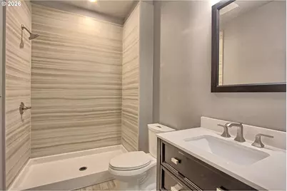 215 NE 30th, Portland, OR 97232 - Photo 16