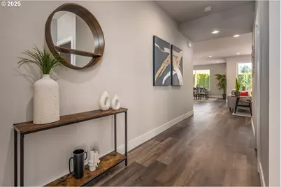 15574 SW Peace Ave, Tigard, OR 97224 - Photo 4