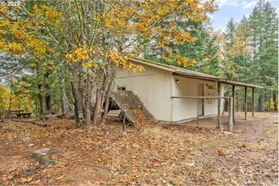 19493 Redwood Hwy, Selma, OR 97538 - Photo 8
