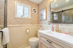 36263 Airport Dr, Lebanon, OR 97355 - Photo 20