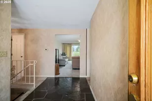 810 22nd Ave NW, Salem, OR 97304 - Photo 8