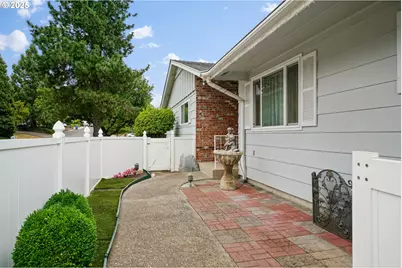 810 22nd Ave NW, Salem, OR 97304 - Photo 6