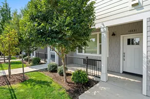 10831 E Burnside St, Portland, OR 97216 - Photo 4