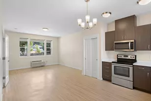 10831 E Burnside St, Portland, OR 97216 - Photo 18