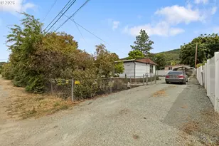 1146 Laura St, Myrtle Creek, OR 97457 - Photo 44