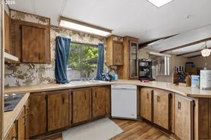 1146 Laura St, Myrtle Creek, OR 97457 - Photo 18