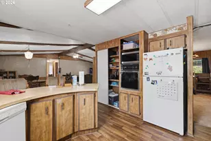 1146 Laura St, Myrtle Creek, OR 97457 - Photo 20