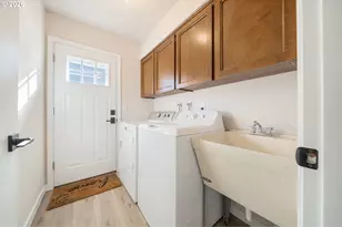 2775 NE Linden Ave, Gresham, OR 97030 - Photo 32