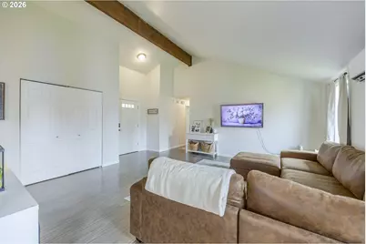 1530 Dola St, Eugene, OR 97402 - Photo 8