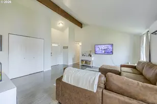 1530 Dola St, Eugene, OR 97402 - Photo 8